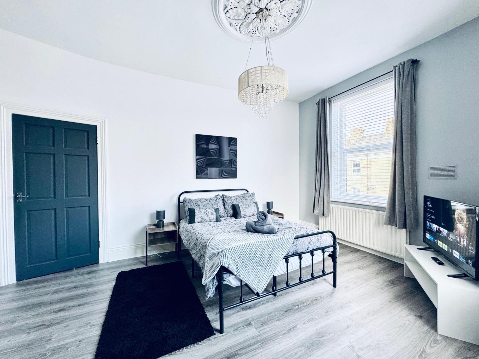 Jacksons Modern Retreat Close To 타인마우스 외부 사진